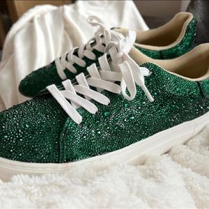 Betsey Johnson Sidny Rhinestone Sneaker Platform Green Size 9 Platform